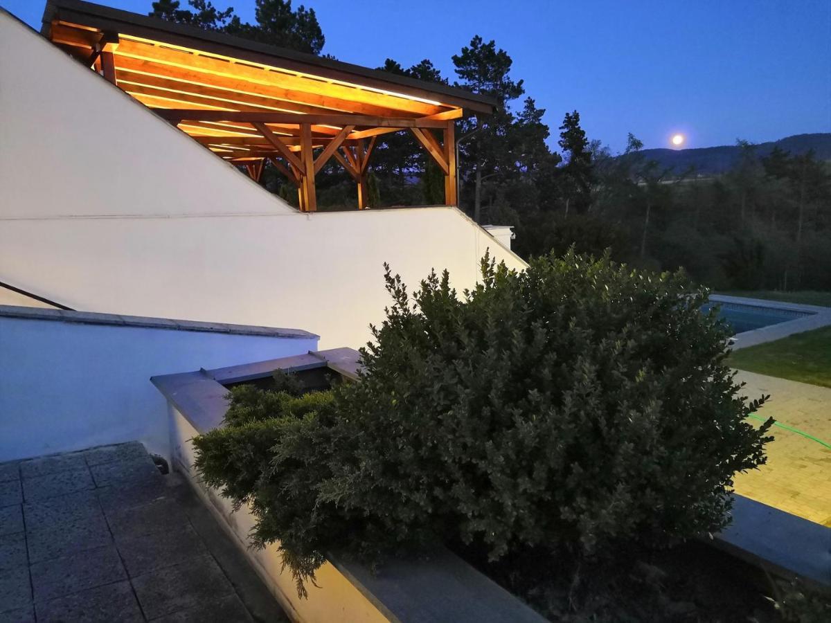 Hotel Berounka Hrebecniky Bagian luar foto