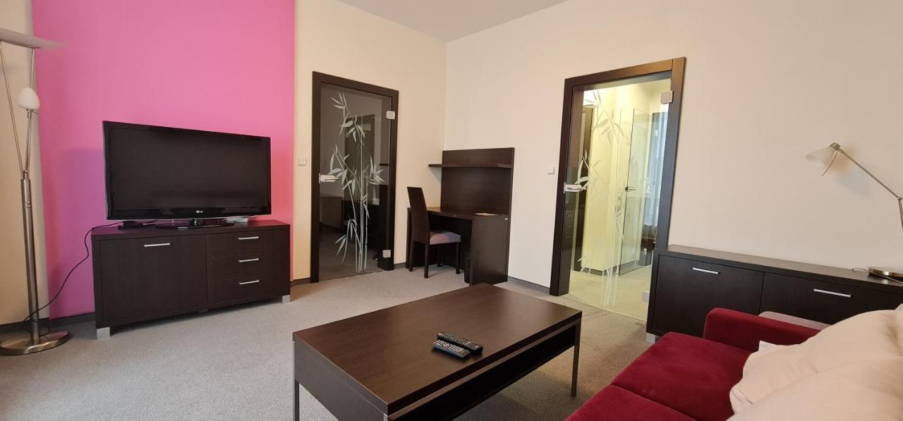 Hotel Berounka Hrebecniky Bagian luar foto