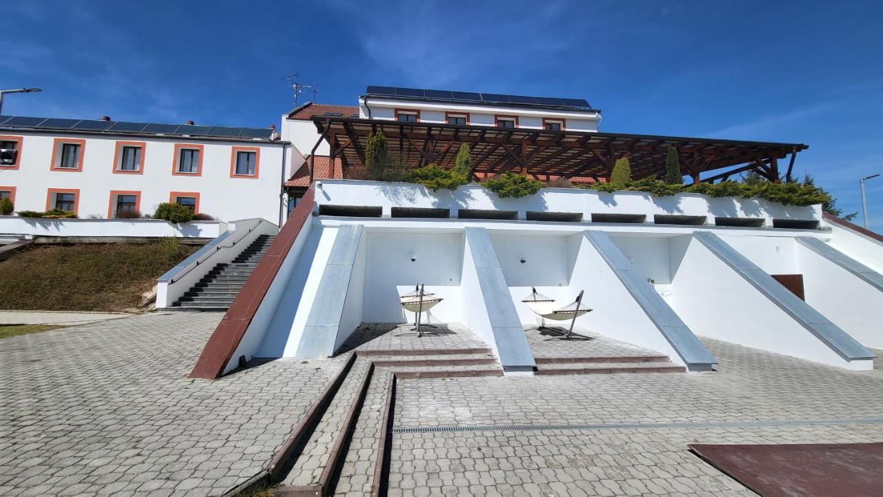Hotel Berounka Hrebecniky Bagian luar foto