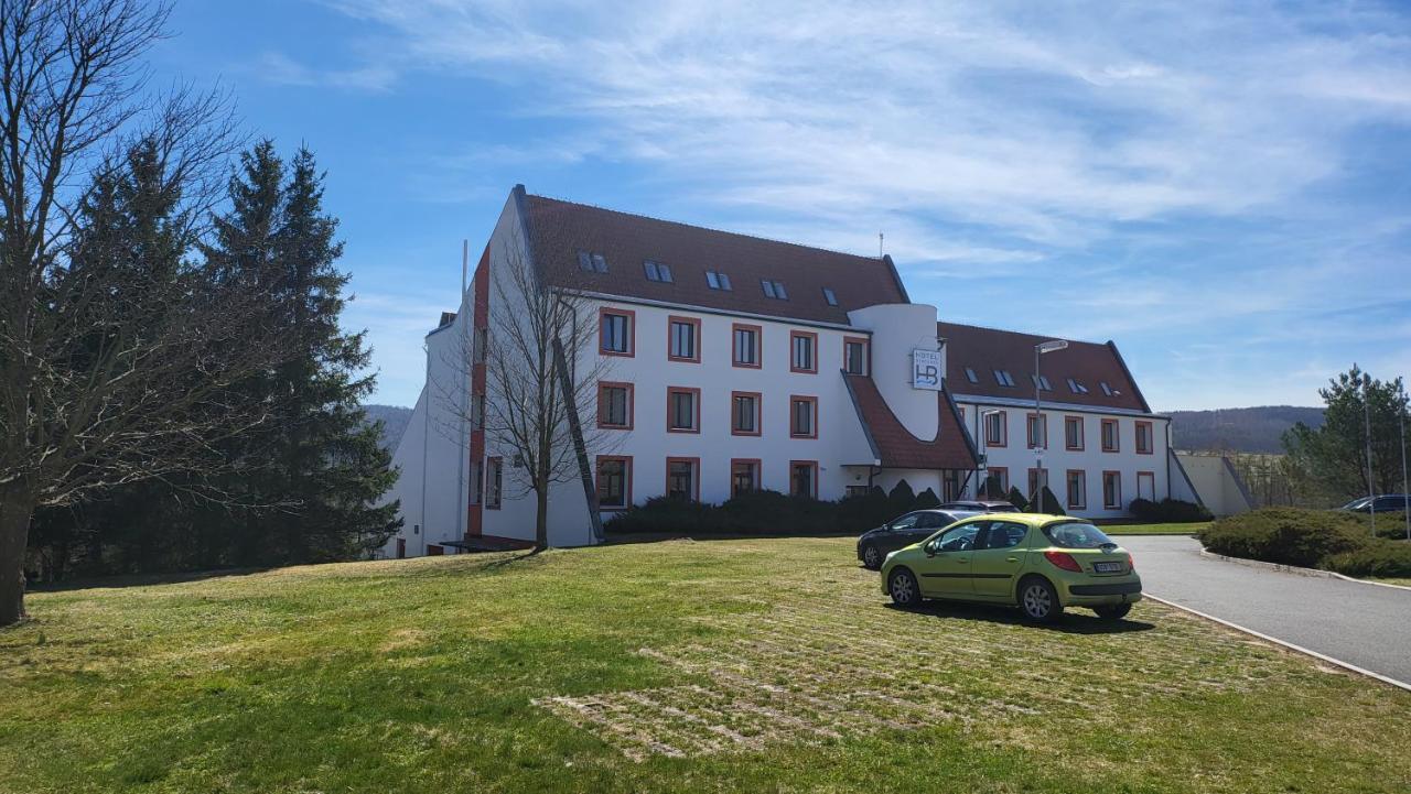 Hotel Berounka Hrebecniky Bagian luar foto